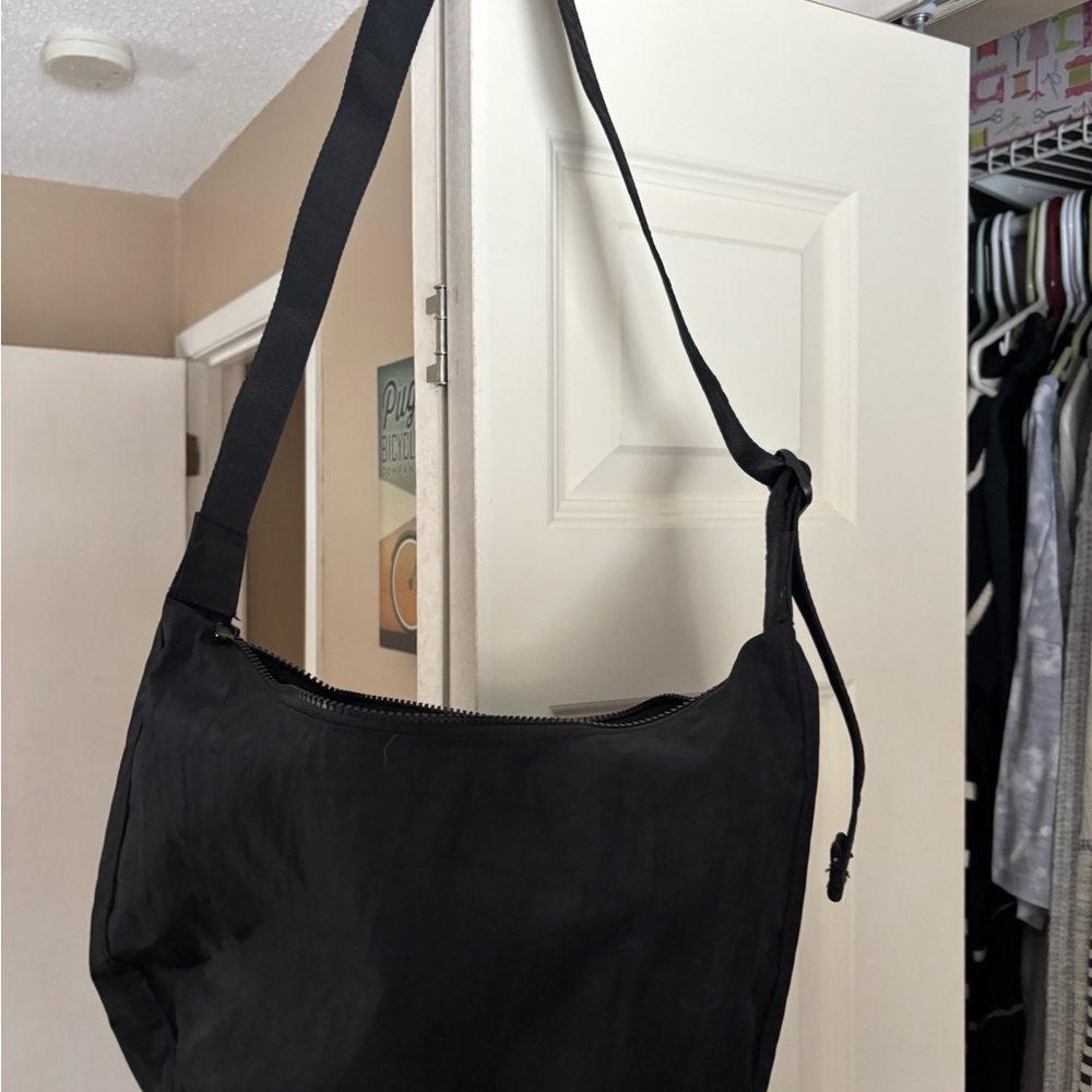 Baggu Medium Crescent Bag